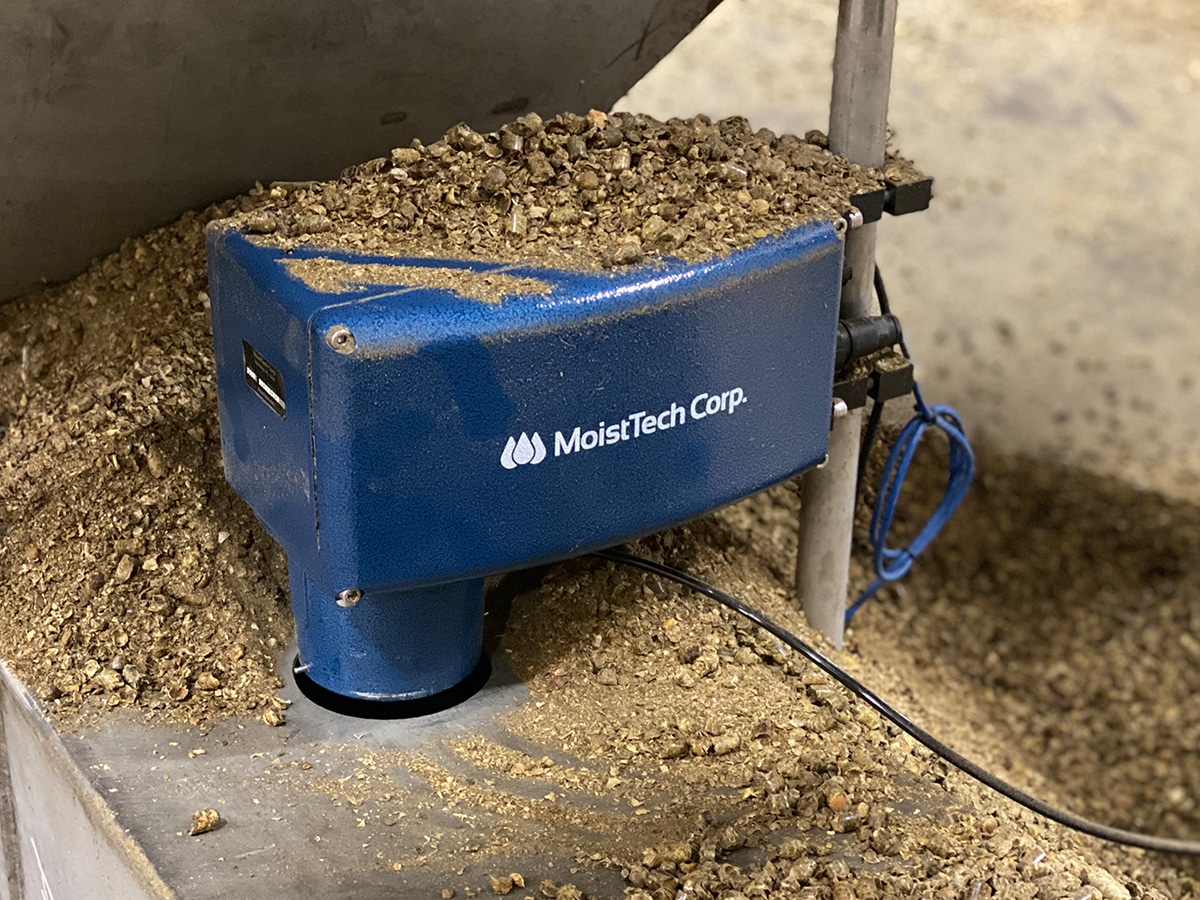 MoistTech’s NIR device being used in a food processing plant. 