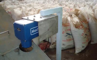 How Real-Time Moisture Monitoring Supports Lean Manufacturing