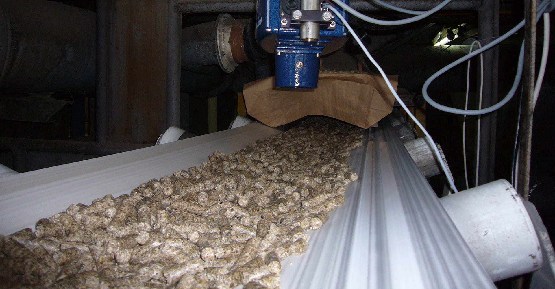 moisture in wood pellets