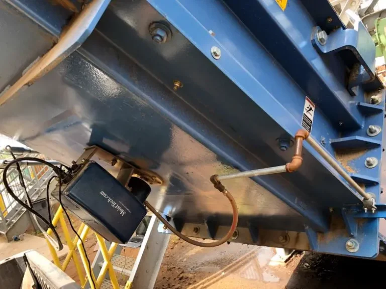 moisture in wood chips and fiber